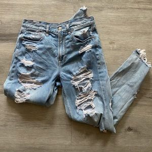 American Eagle High-rise, distressed mom jean